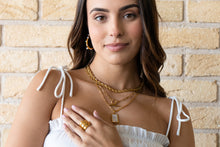 Load image into Gallery viewer, Mia 18k gold platedrectangle shell pendant necklace