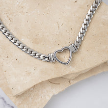 Load image into Gallery viewer, Patricia 18k gold plated heart necklace