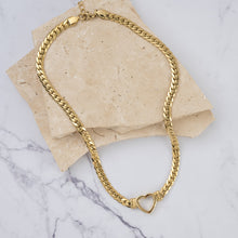 Load image into Gallery viewer, Patricia 18k gold plated heart necklace