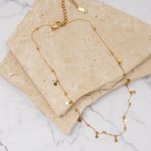 Load image into Gallery viewer, Alex 18k gold plated circle drop choker necklace