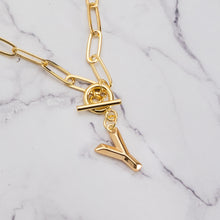 Load image into Gallery viewer, Letter link 18k gold plated necklace