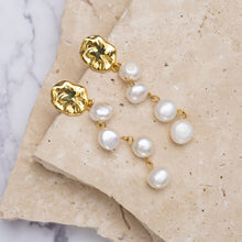 Load image into Gallery viewer, Amari 14k gold plated vermeil pearl earrings - Long
