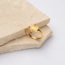 Load image into Gallery viewer, Charlotte 18k gold plated sunburst ring
