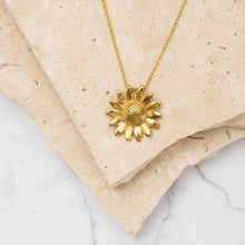 Load image into Gallery viewer, Sunflower 18k gold plated necklace
