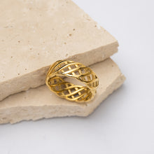 Load image into Gallery viewer, Emma 18k gold plated weave ring
