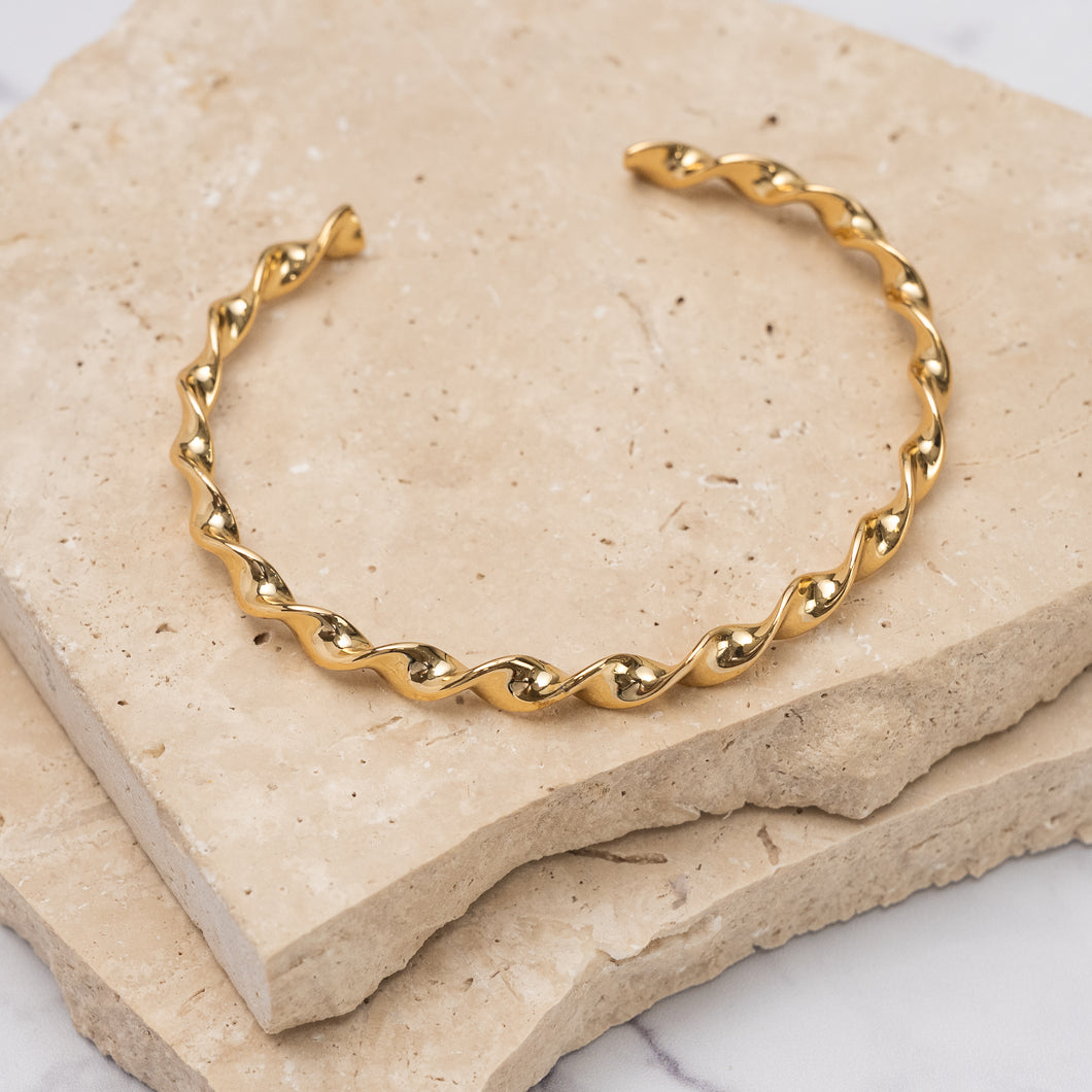 Kathryn 14k gold plated twist bracelet